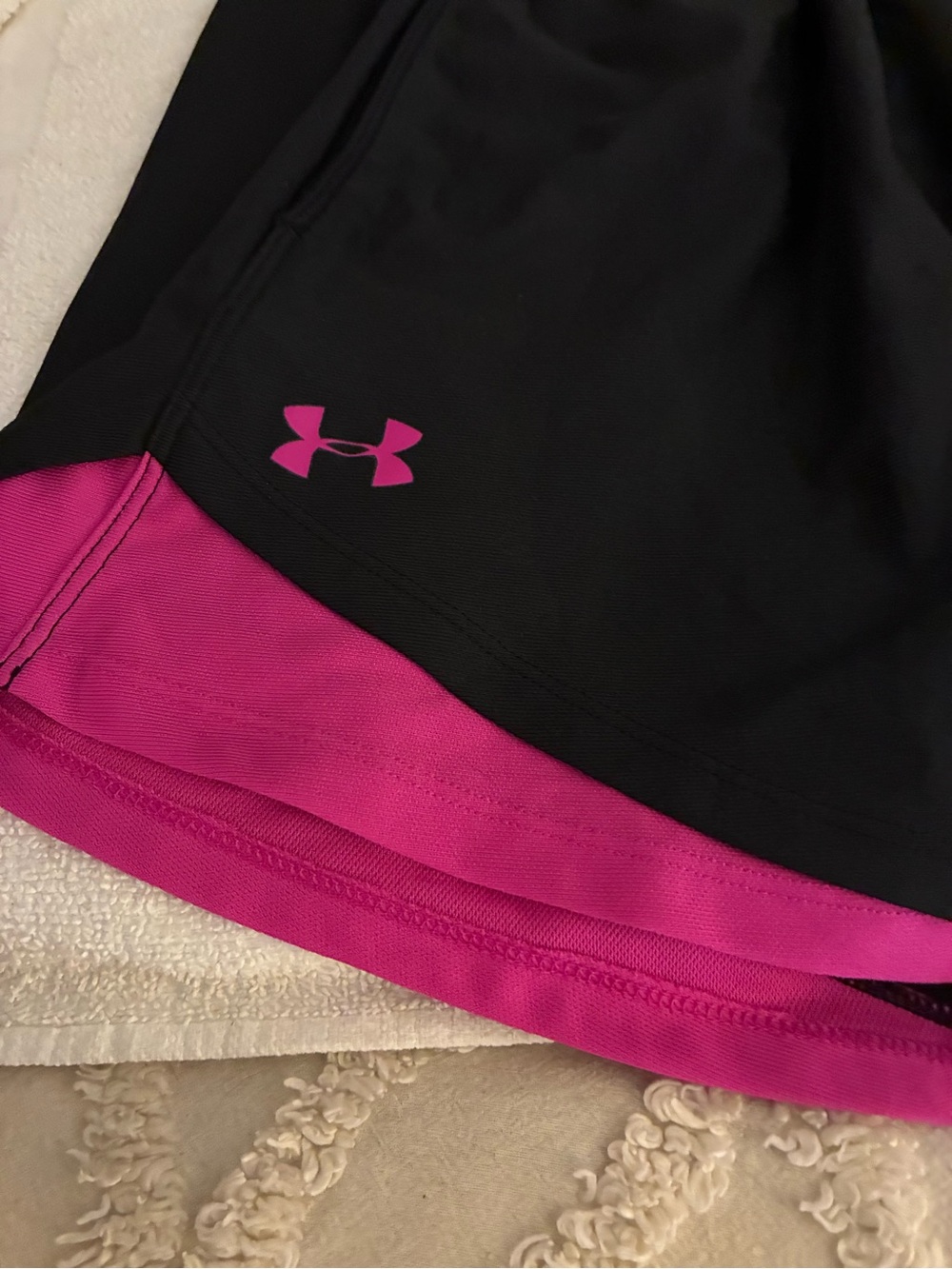 NWT Under Armour Black Athletic 3.0 Shorts with Pink Trim and Branded Waistband - Picture 5 of 8